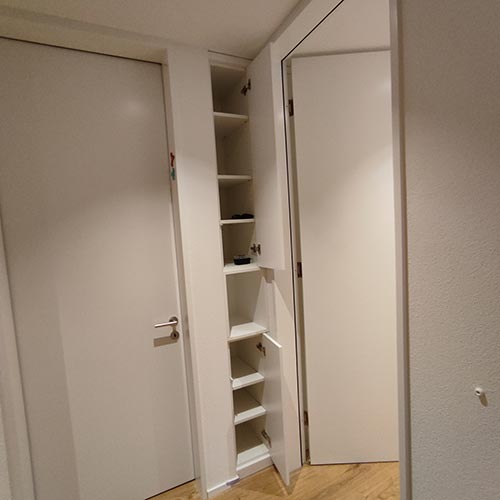 Beispiel Schränke und Küchen